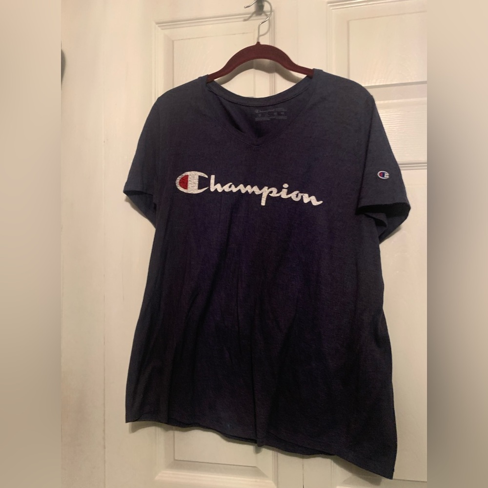 Champion t shirt